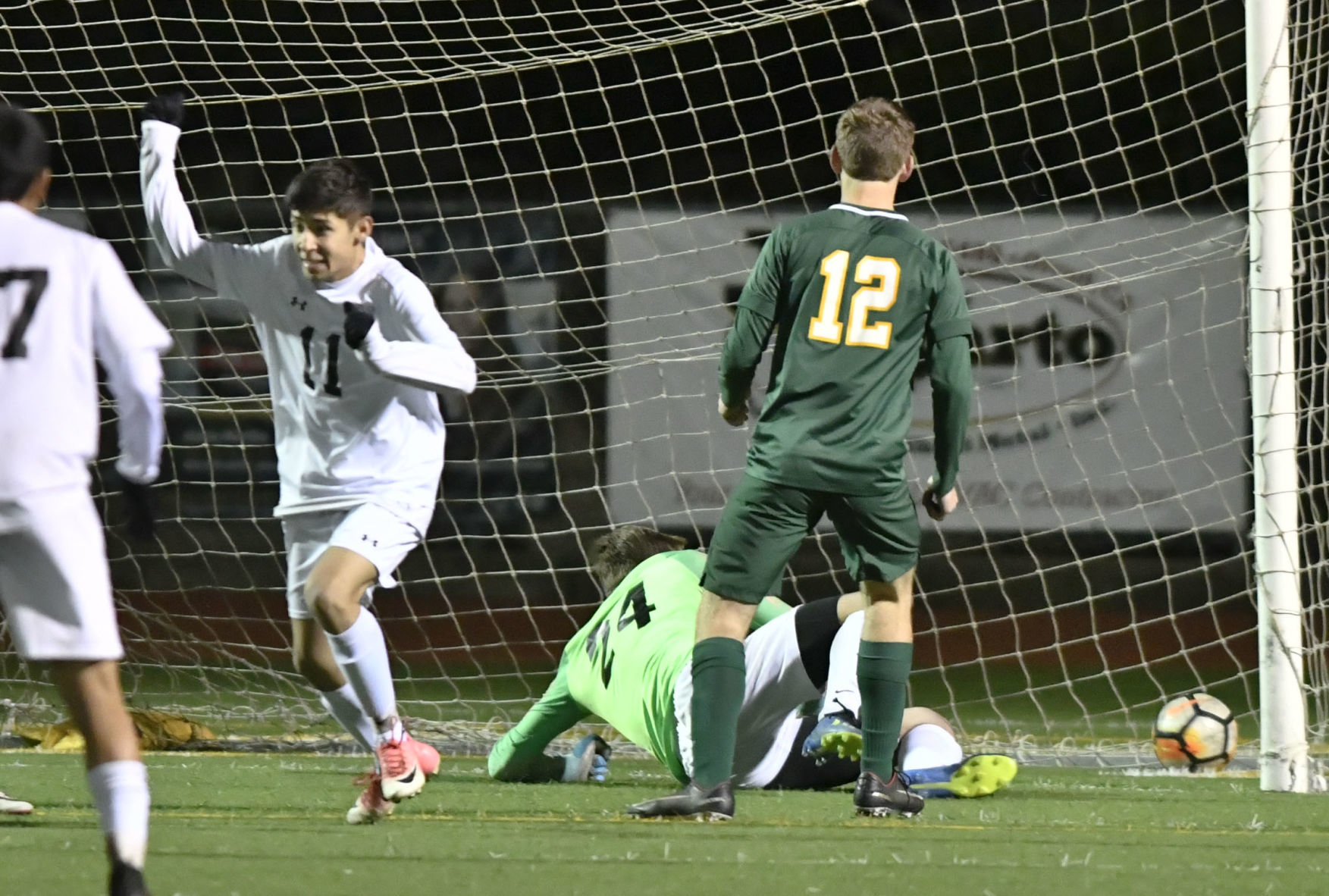 020519 Nipomo SJ b soccer 04.jpg